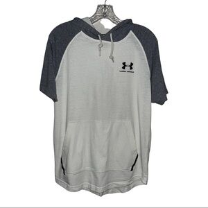 Under Armour Woman Top Hooded Size SM